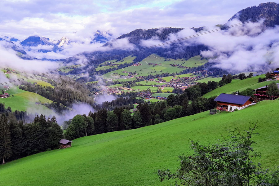Blick vom Balkon nach Inneralpach